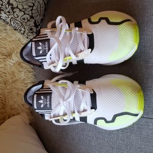 Mens Adidas sneakers.